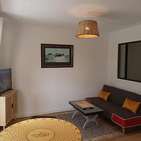 Apartment A Deux Pas De La Boulouris St Raphael Saint-Raphael (Var)